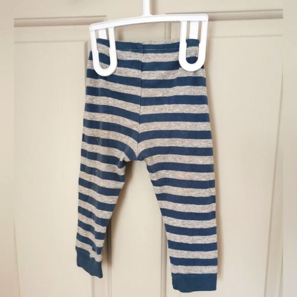 5/$10 Carter's leggings size 12 m - Picture 4 of 4